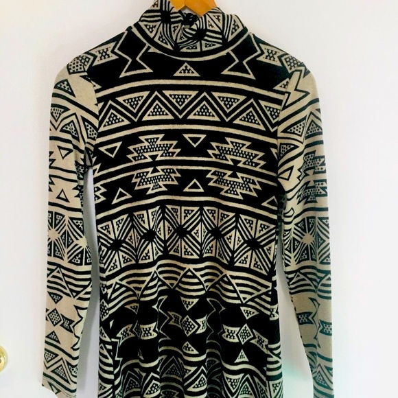 Melis Kozan ISLE Long-sleeve Turtle Neck Dress - Picture 4 of 6